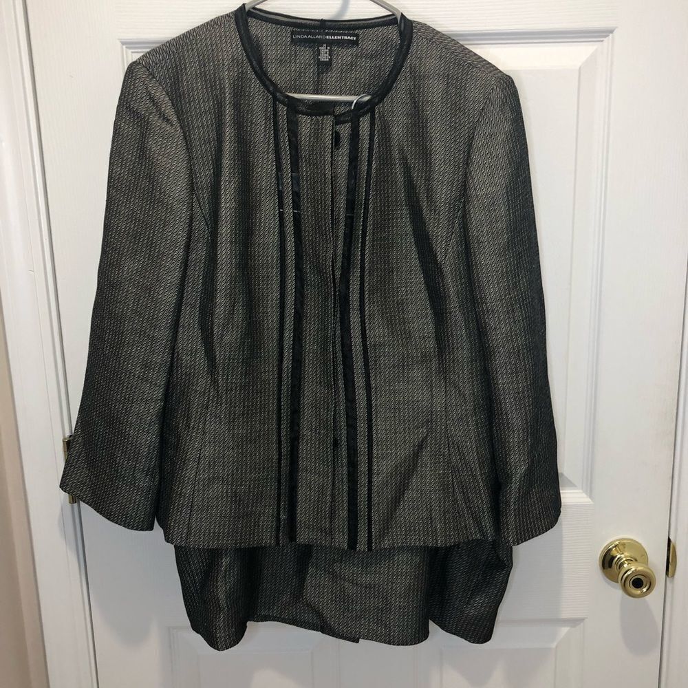Ellen Tracy Linda Allard black gray silver button front blazer and skirt suit